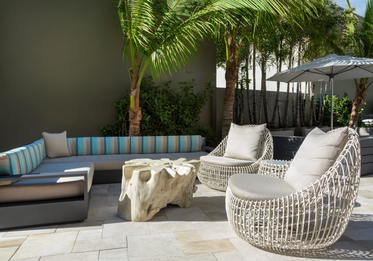 Fort Lauderdale Beach Hotel sitting area next to the pool.